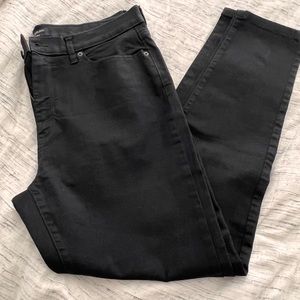 Banana Republic High Rise Skinny Jean Size 32/14 NWT Black